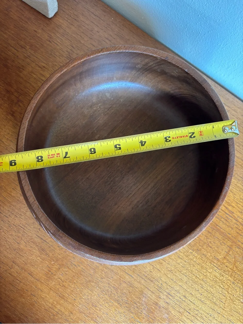 Vintage hand carved wooden bowl floral flower motif mid century 70s design fruit